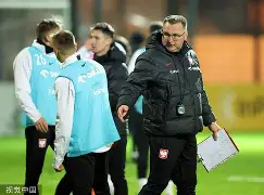 亚博体育网址-莱万多夫斯基现在哪个球队