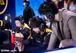 亚博体育下载APP-2021年08月29日 狼队 vs 曼彻斯特联高清直播