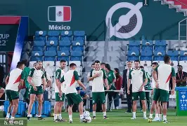 墨西哥足球联赛中的新秀崭露头角是什么