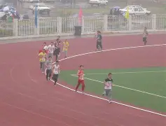 赛场上努力拼搏的句子